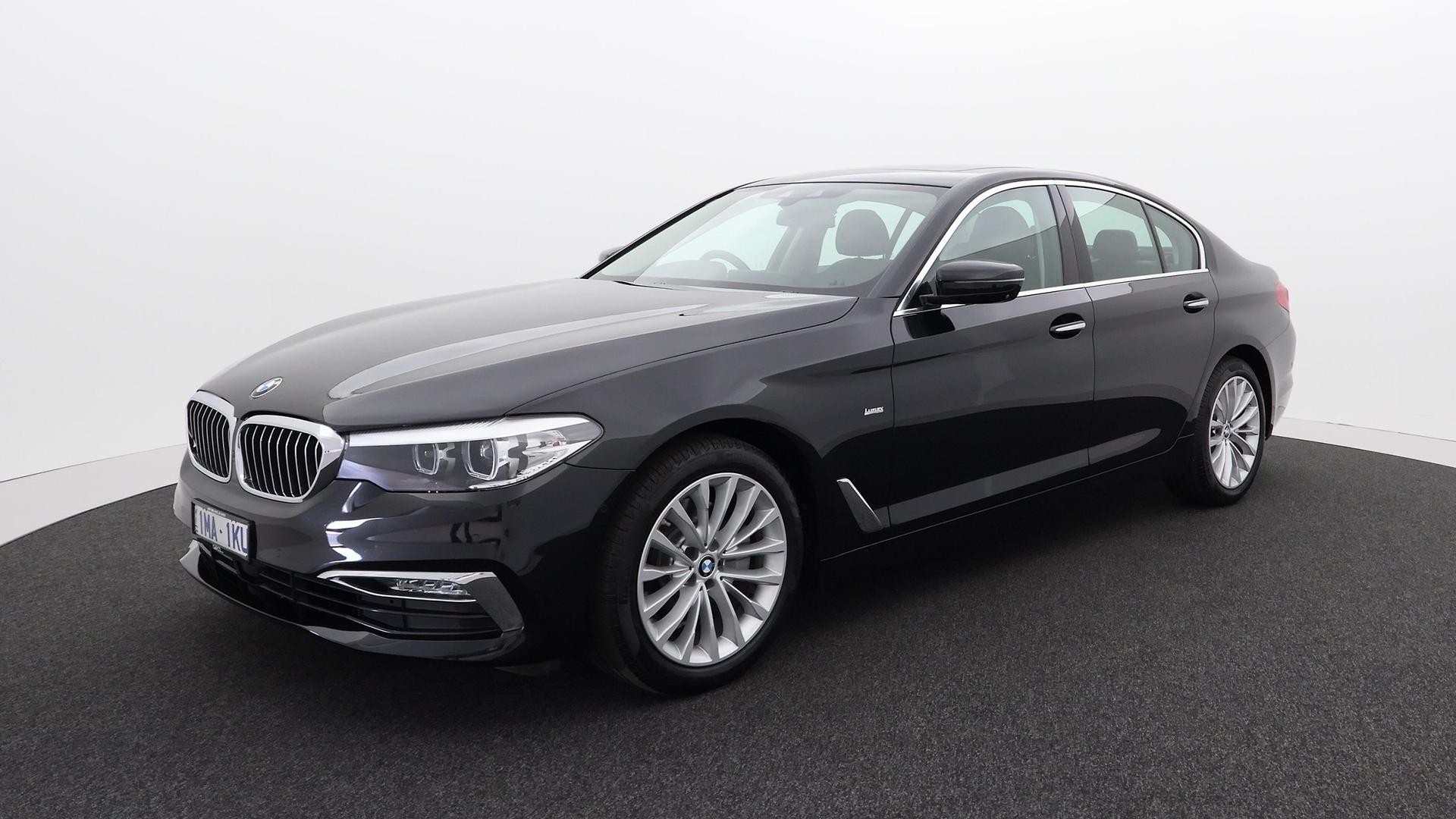 BMW 5 Series image 1