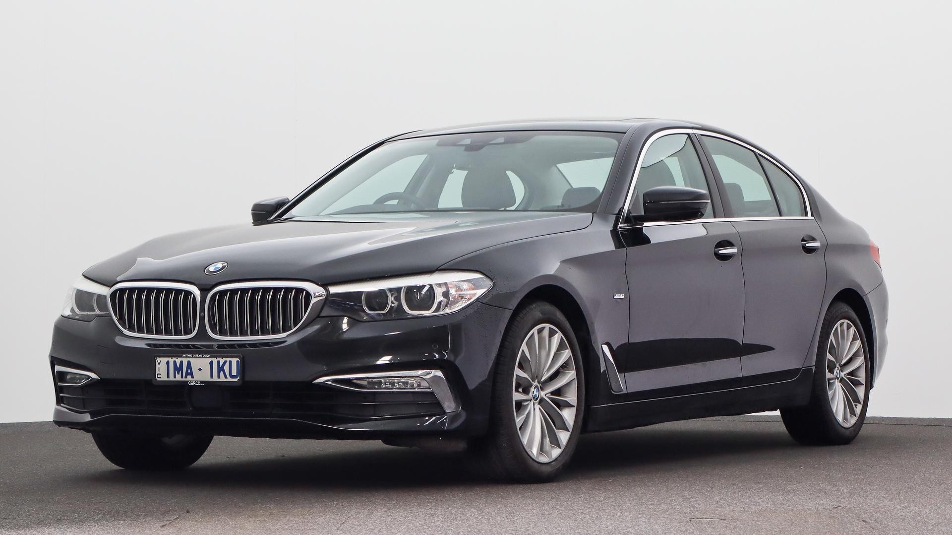 BMW 5 Series image 1