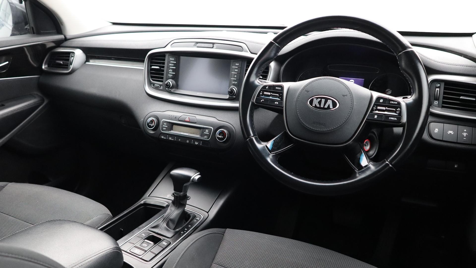 Kia Sorento image 4