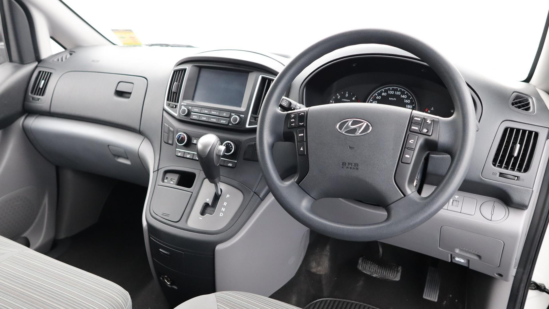 Hyundai Iload image 4