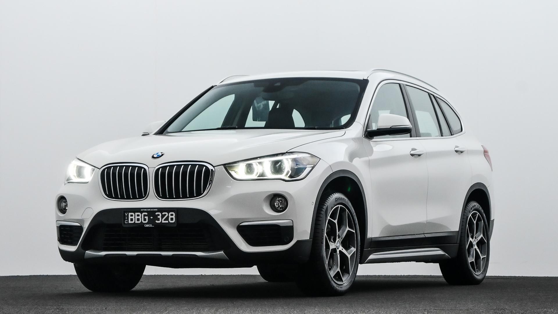 BMW X1 image 1