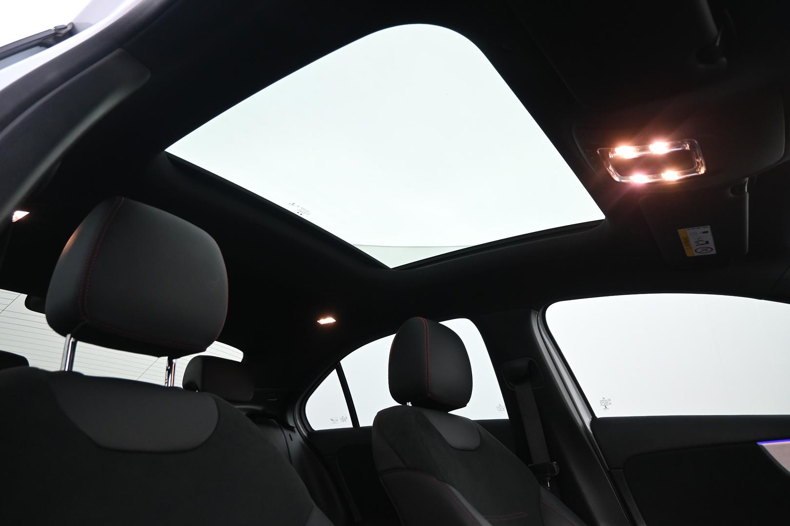 Mercedes Benz A-class image 4