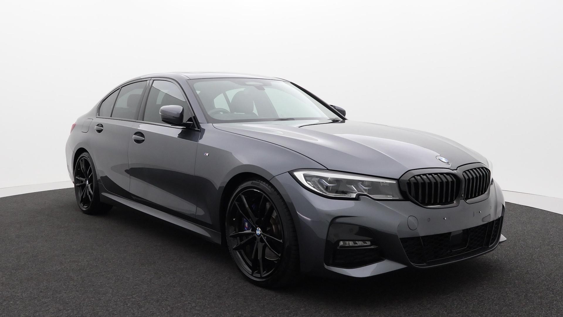 BMW 3 Series image 3