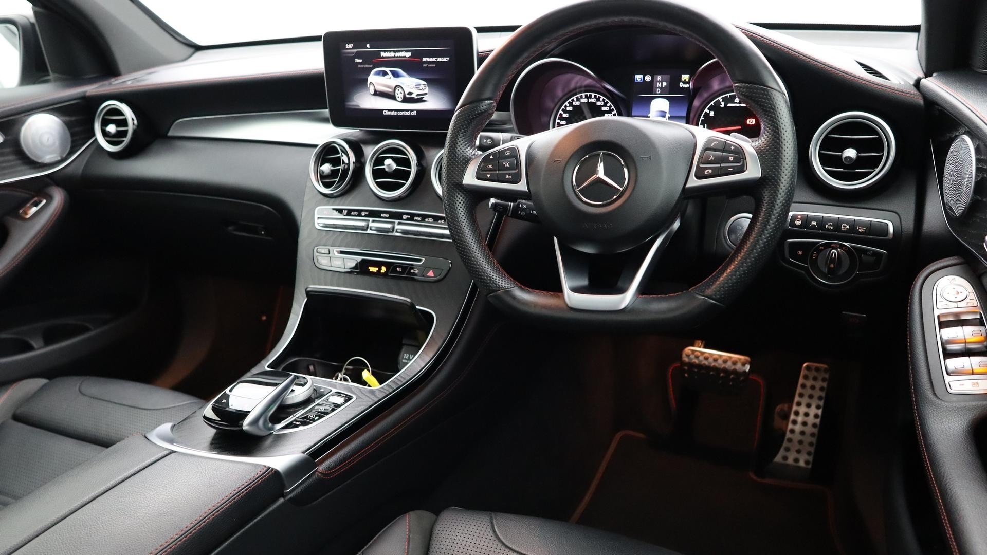 Mercedes Benz Glc-class image 4