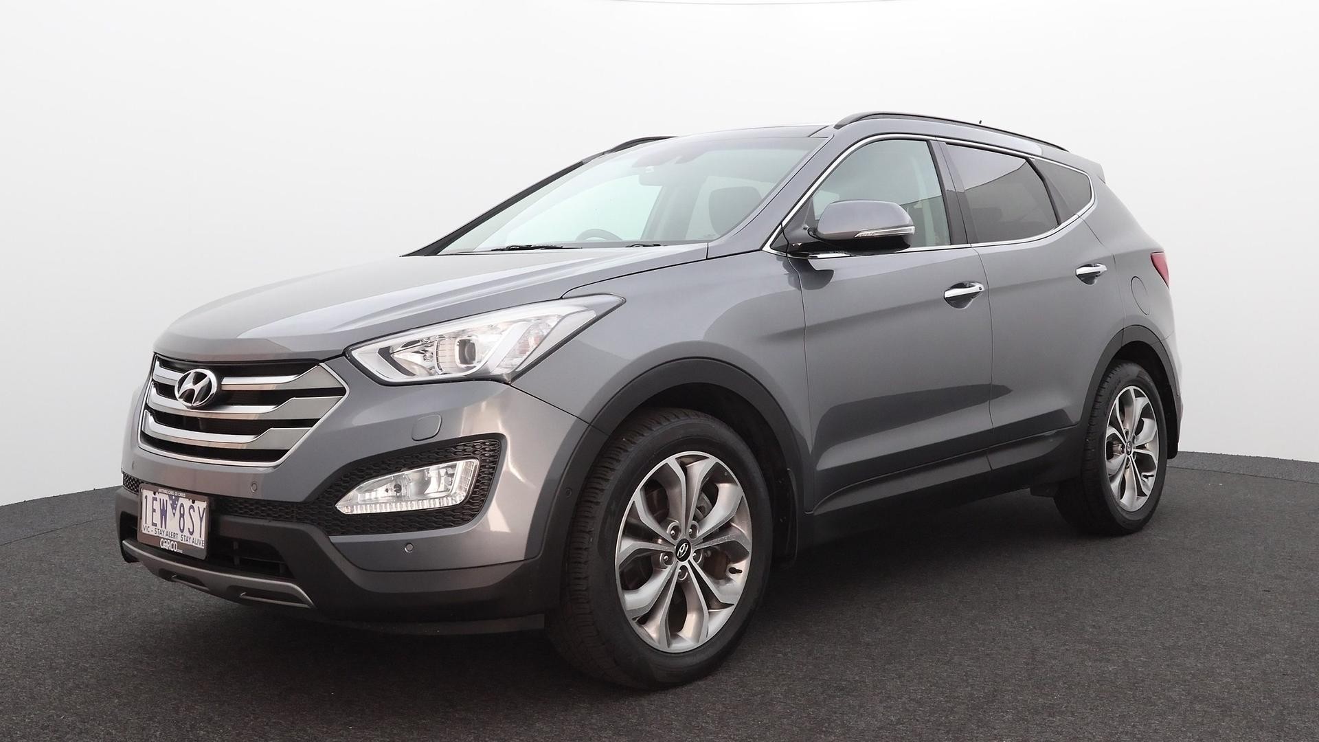 Hyundai Santa Fe image 1