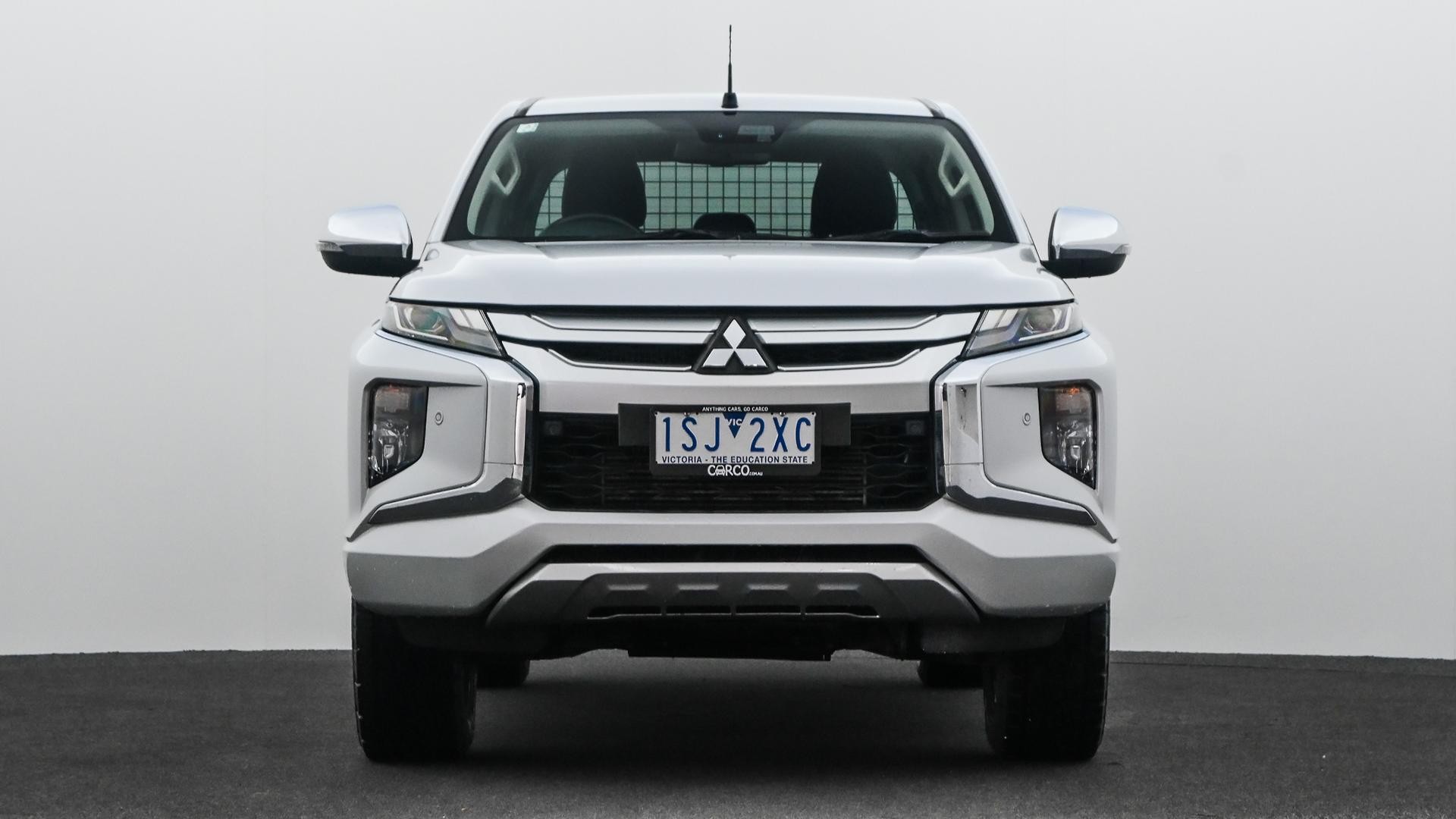 Mitsubishi Triton image 2