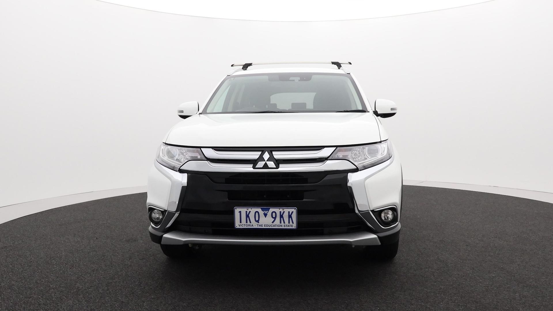 Mitsubishi Outlander image 2