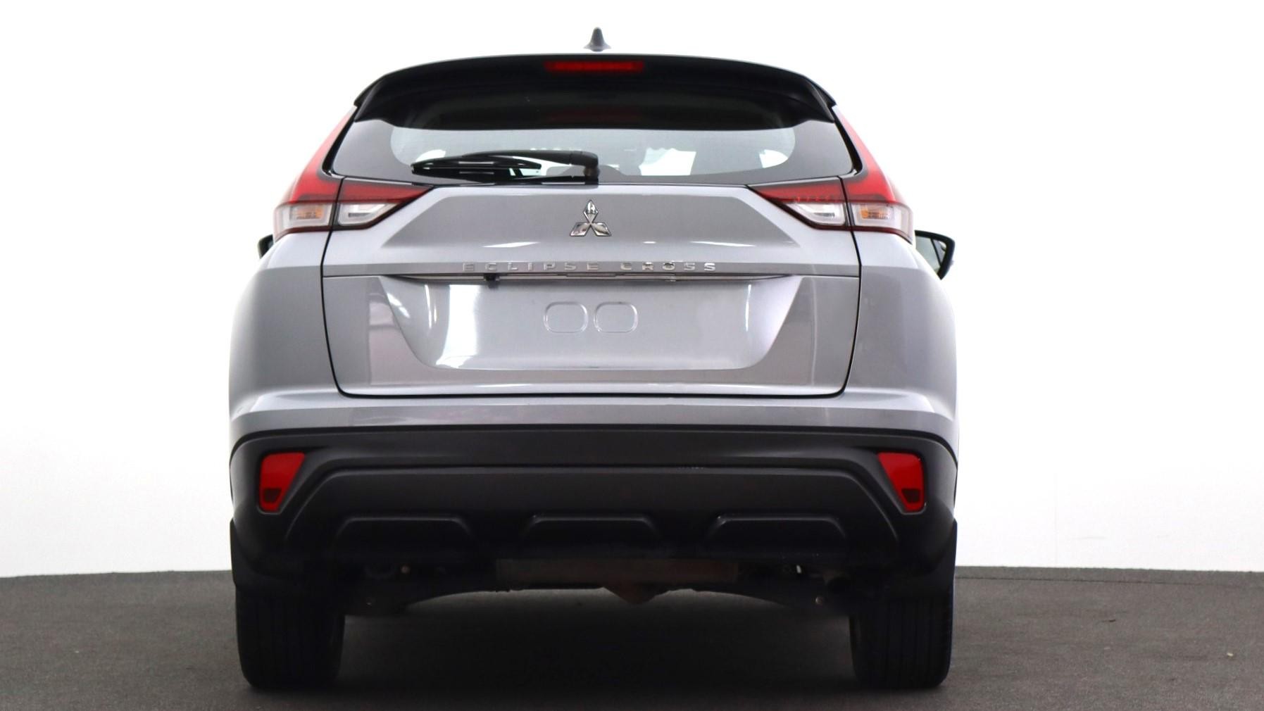 Mitsubishi Eclipse Cross image 3