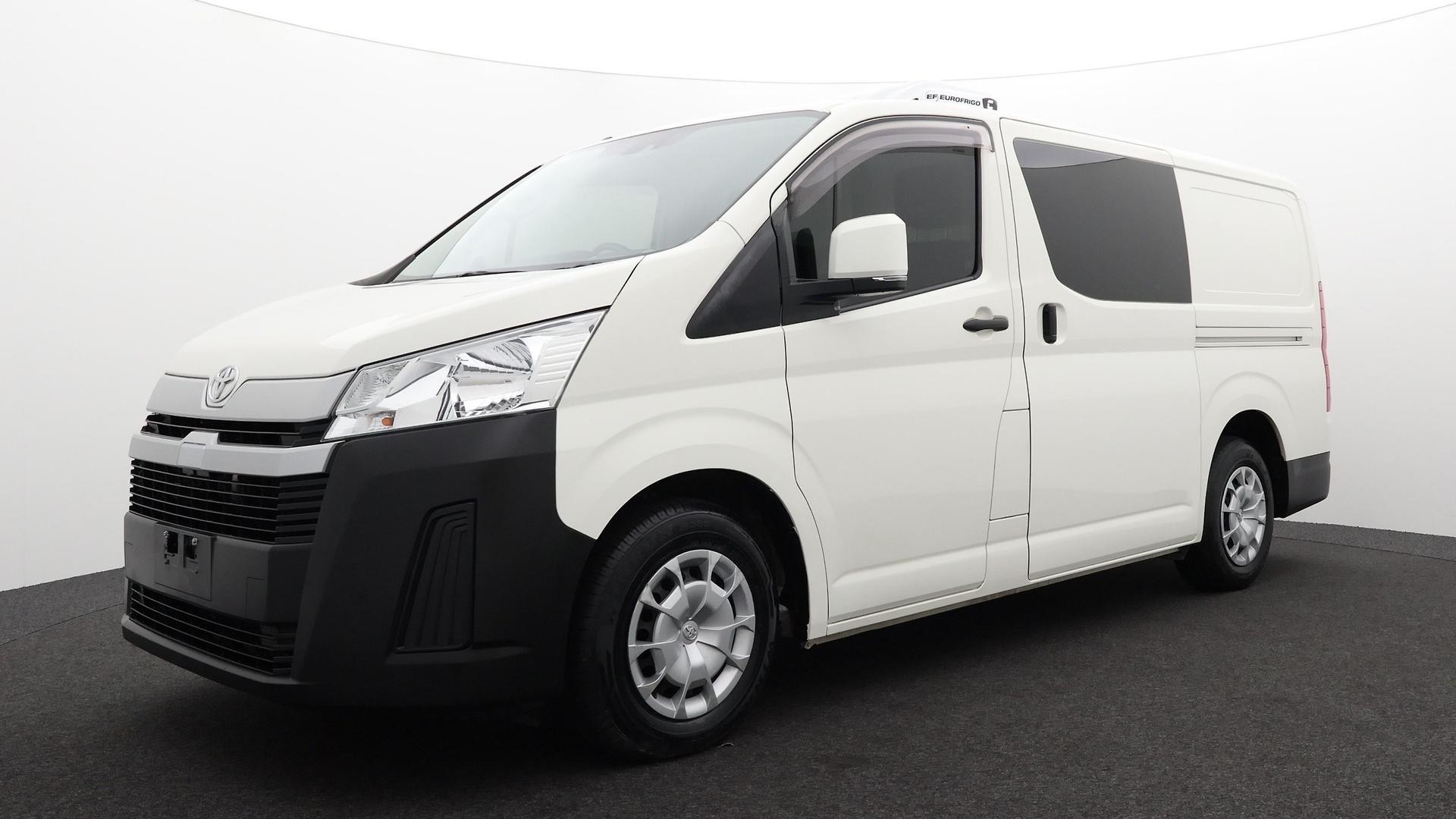 Toyota Hiace image 1