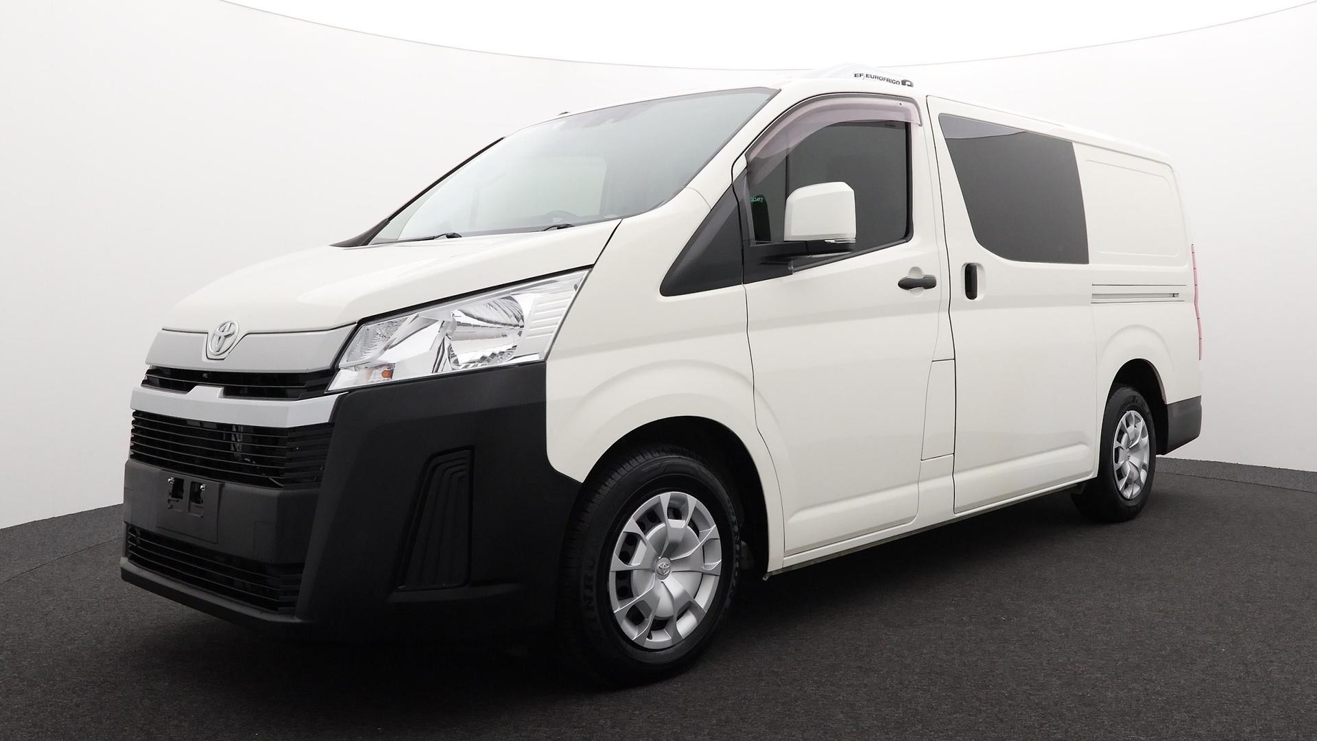 Toyota Hiace image 1