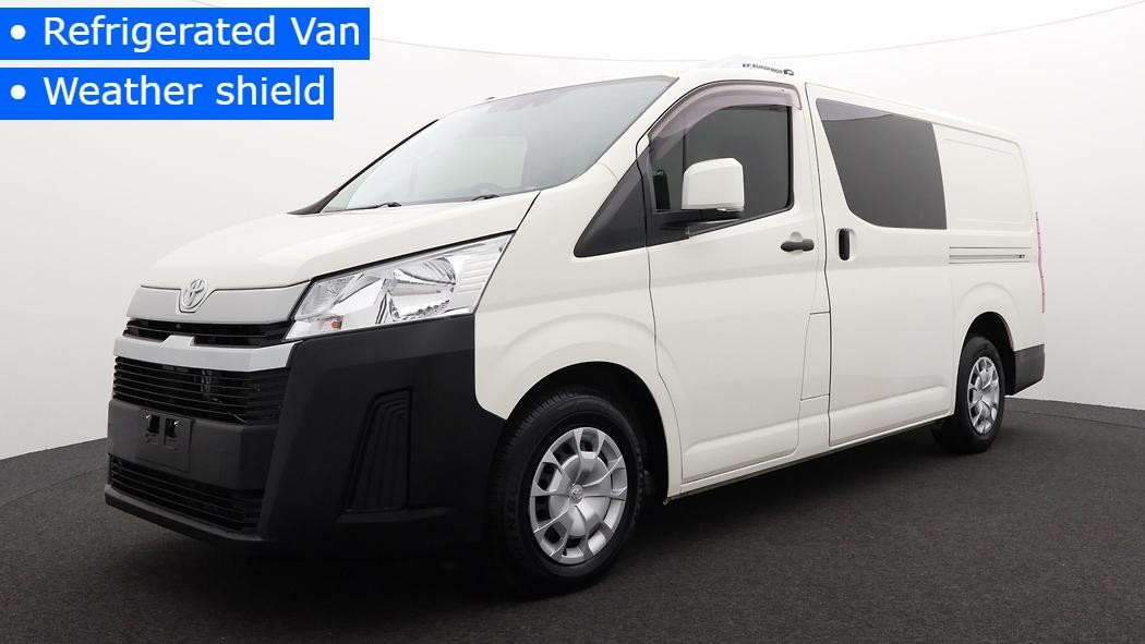 Toyota Hiace image 1
