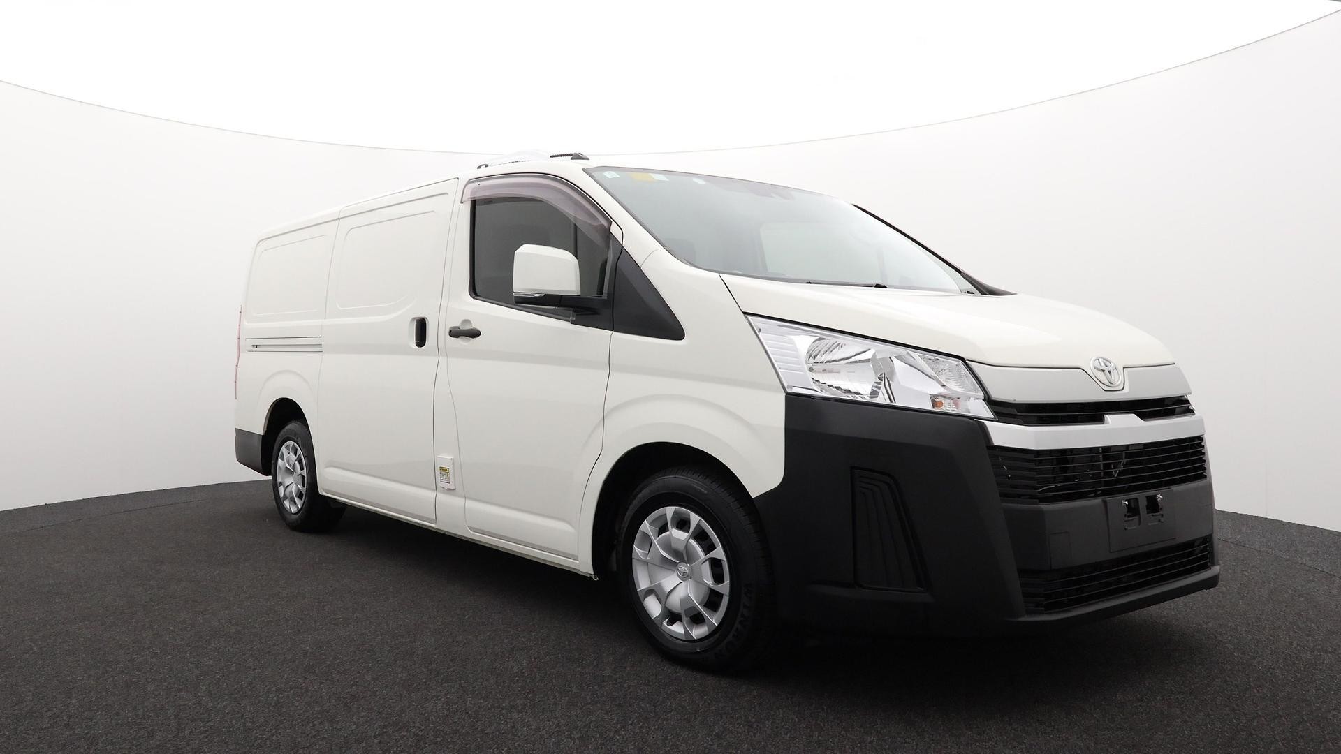 Toyota Hiace image 3