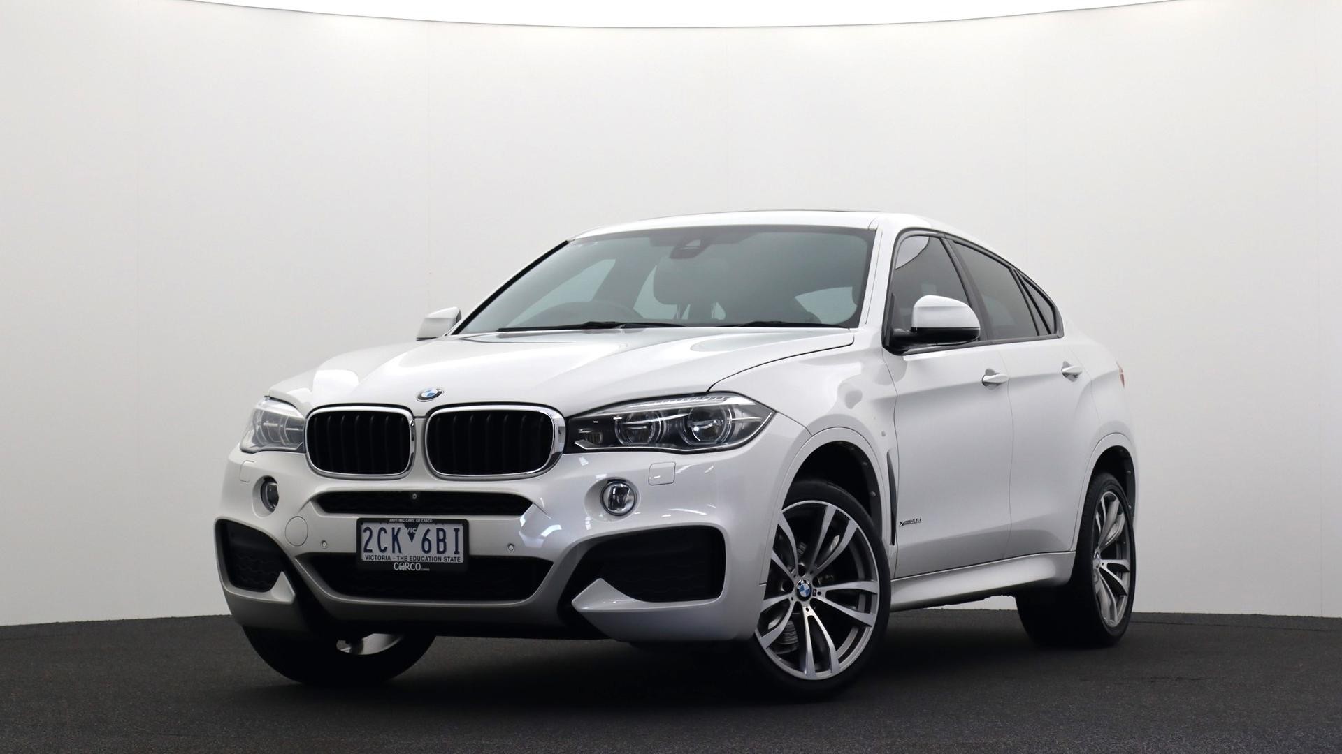 BMW X6 image 1