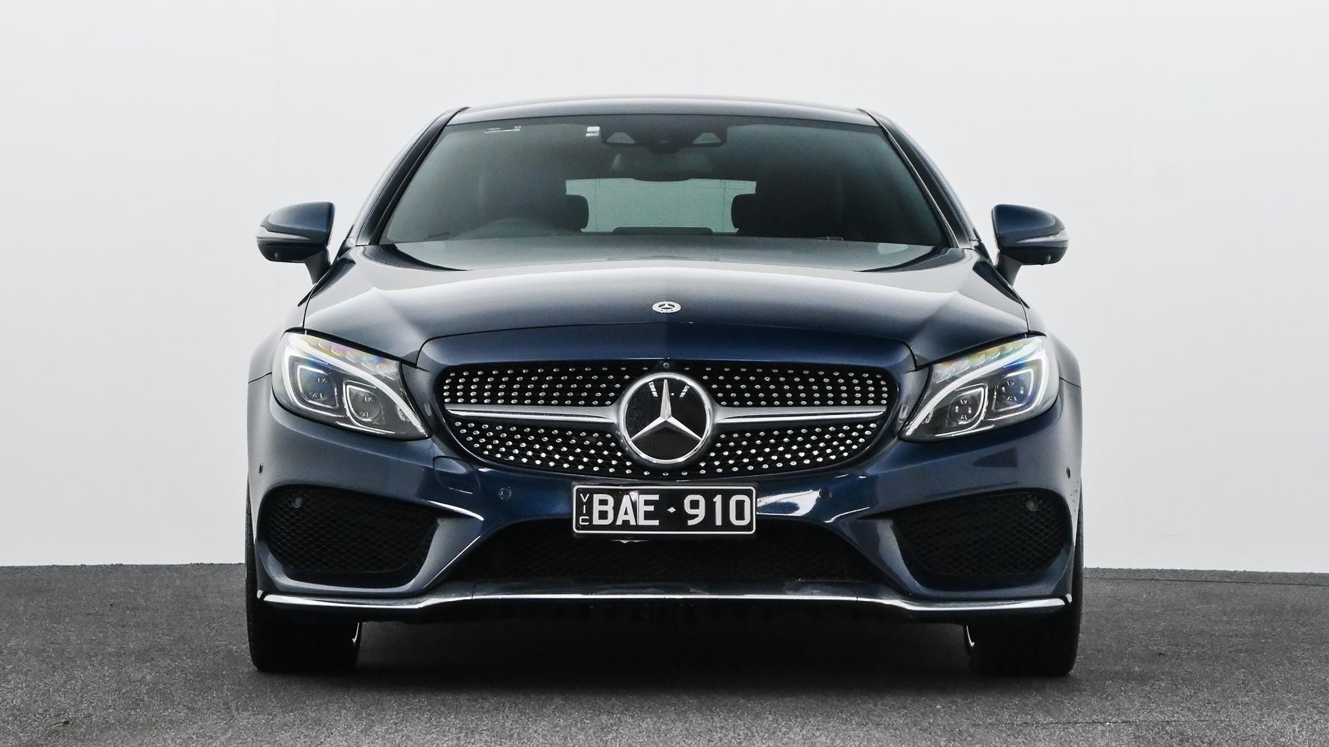 Mercedes Benz C-class image 2