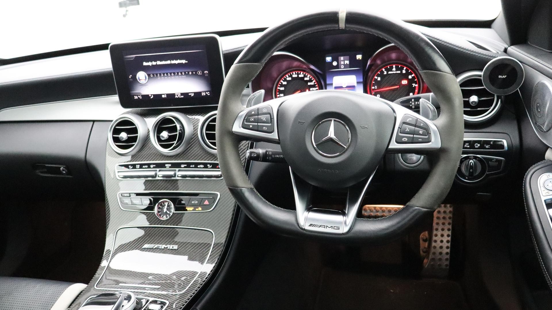 Mercedes Benz C-class image 4