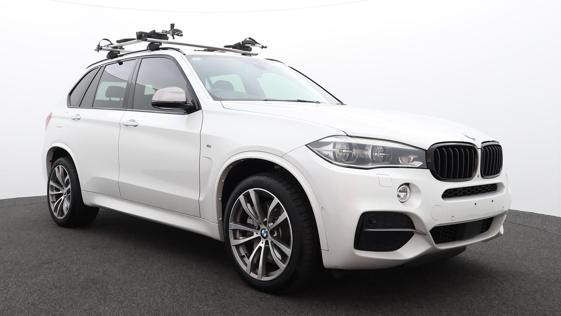 BMW X5 image 2