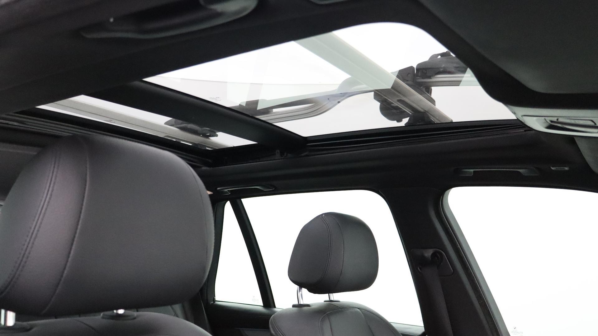 BMW X5 image 4