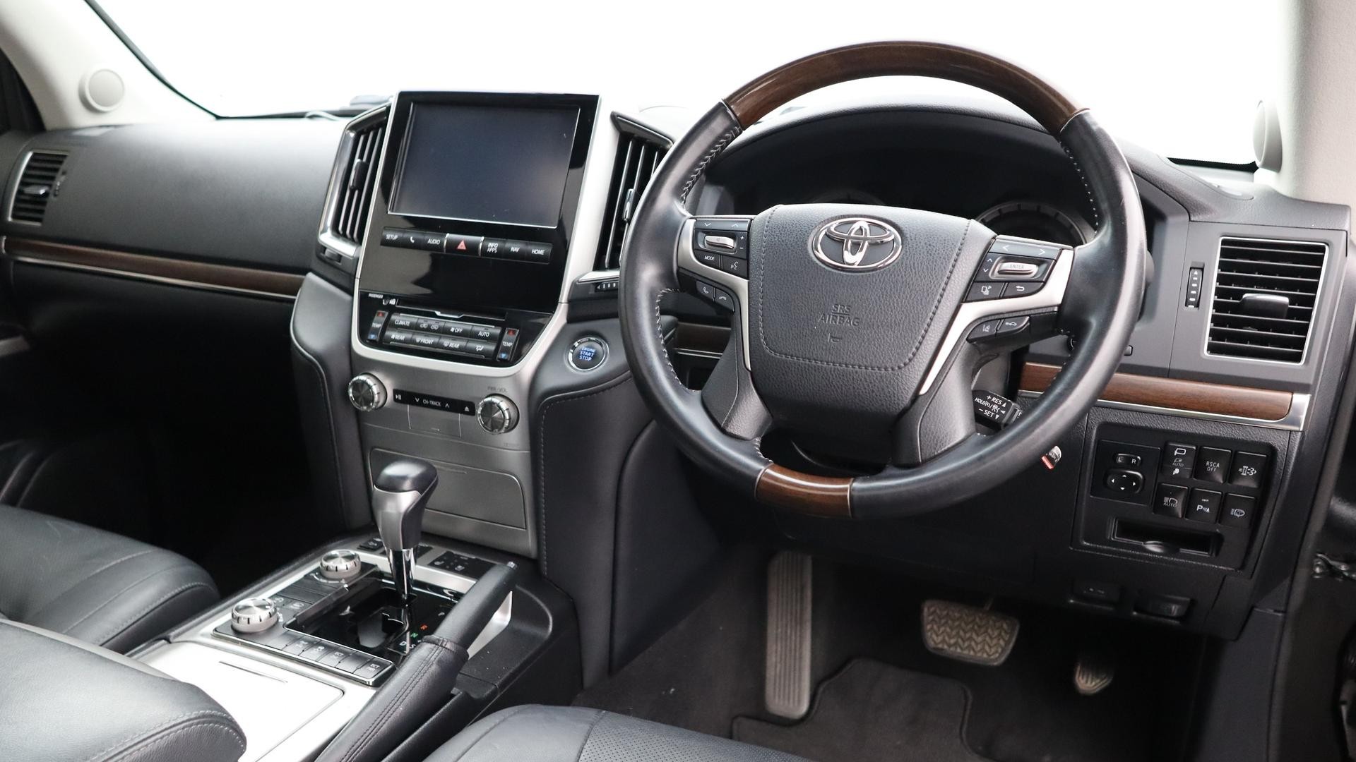 Toyota Landcruiser image 4