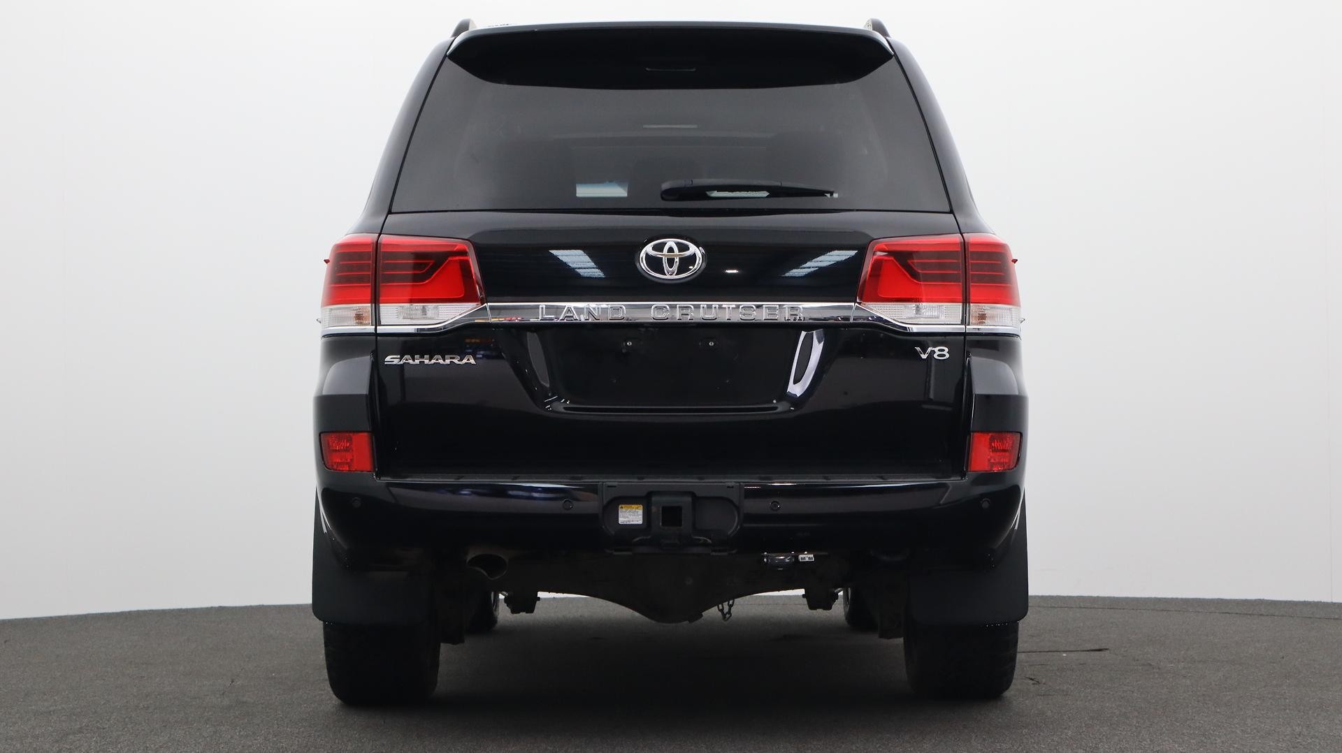 Toyota Landcruiser image 3
