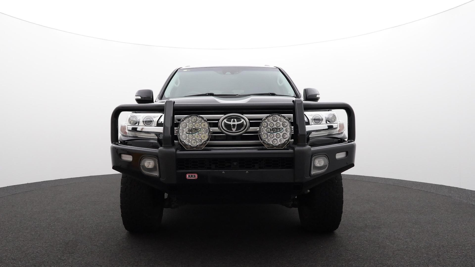 Toyota Landcruiser image 2