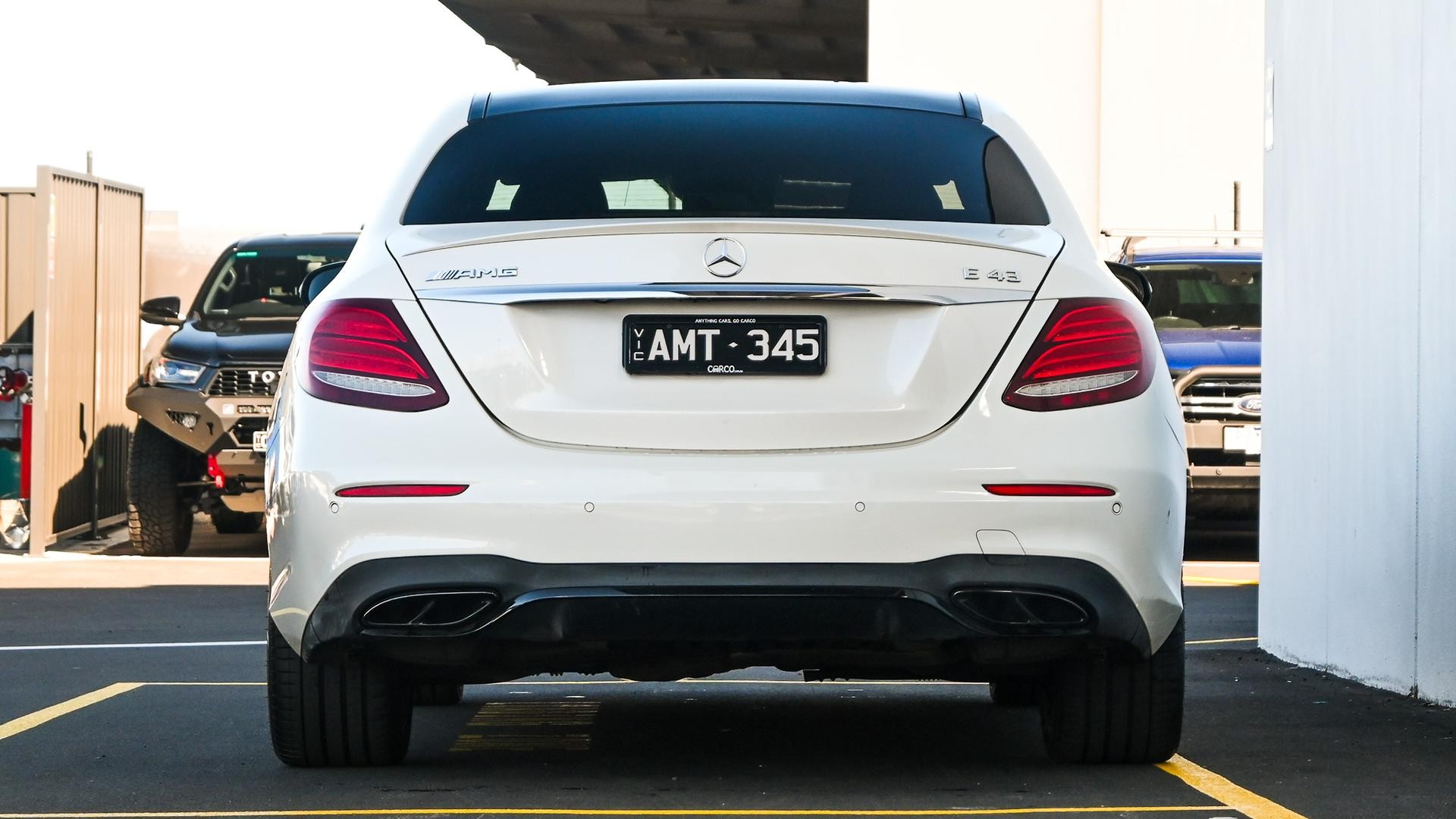 Mercedes Benz E-class image 3