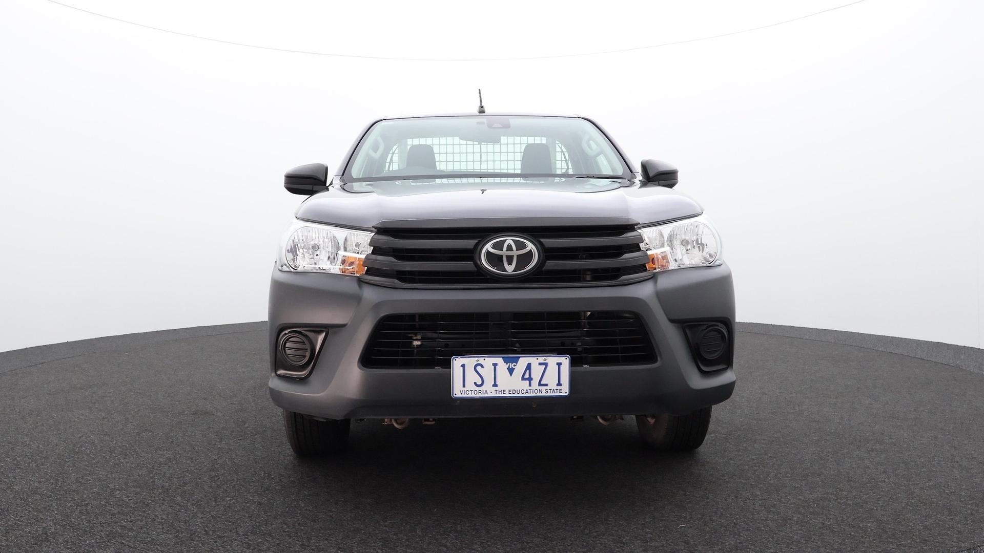 Toyota Hilux image 2