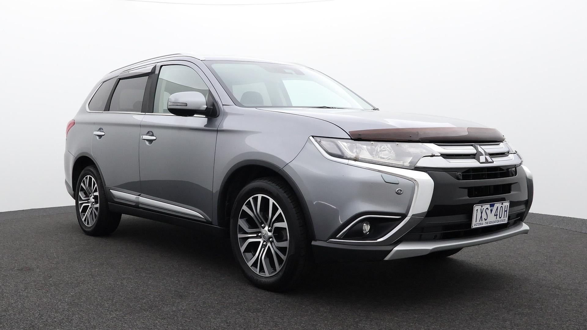 Mitsubishi Outlander image 3