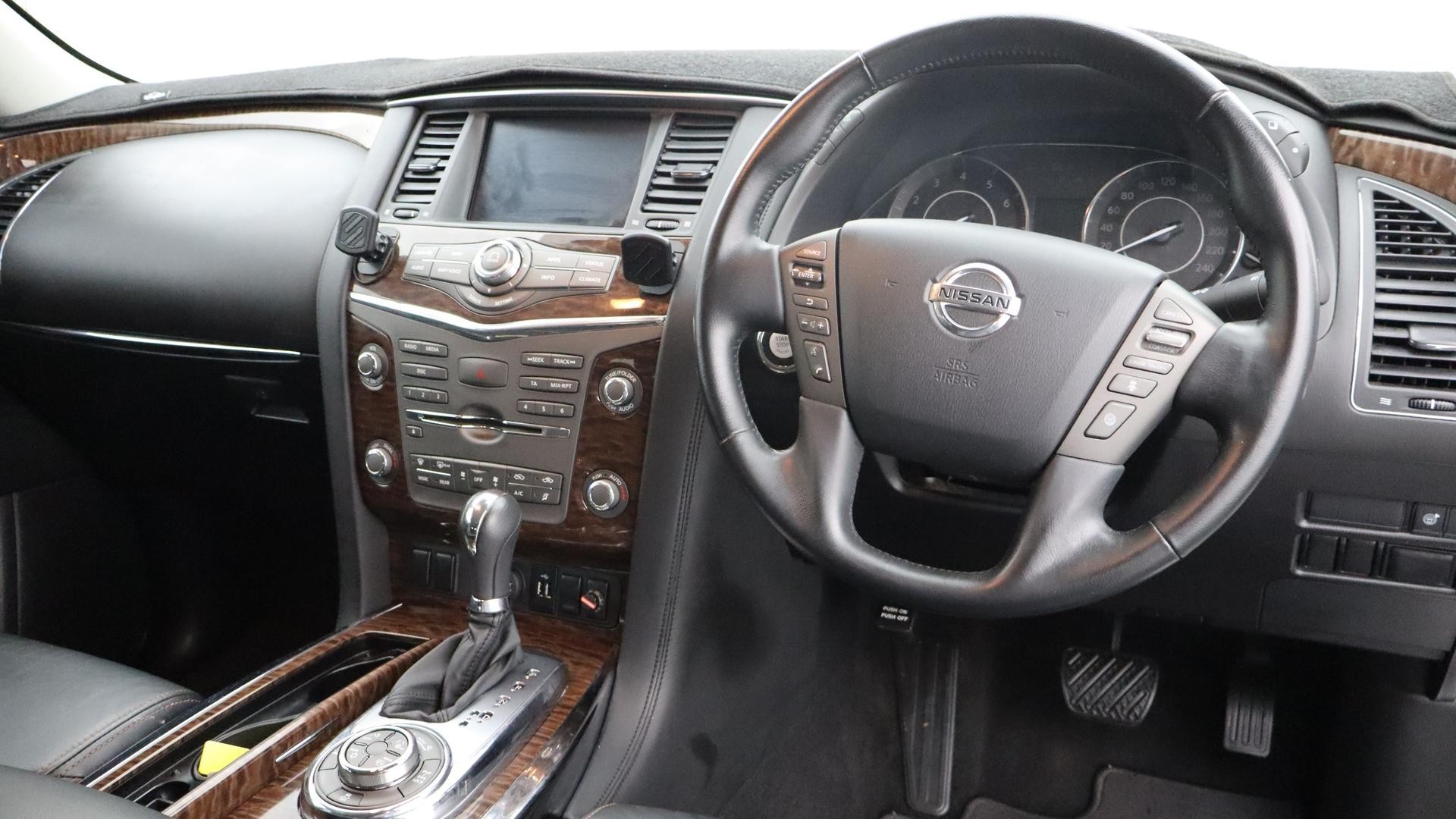 Nissan Patrol image 4