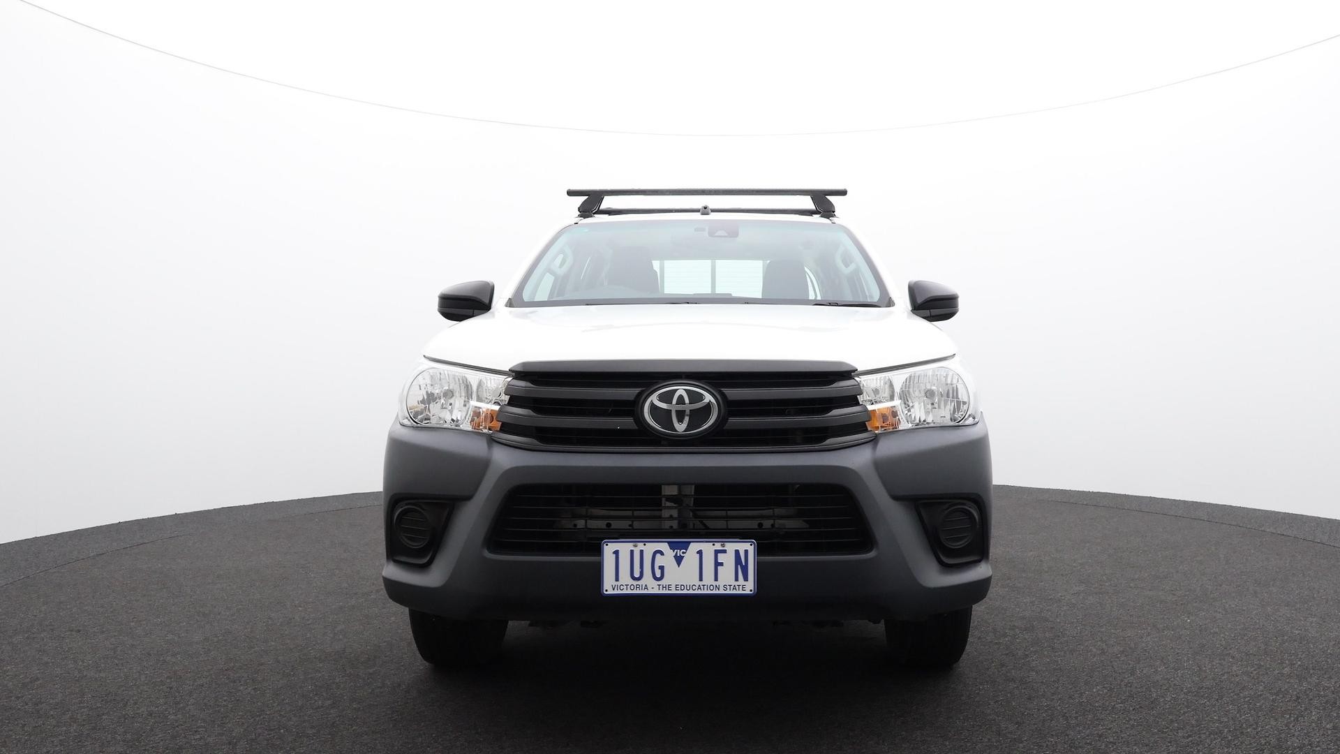 Toyota Hilux image 2