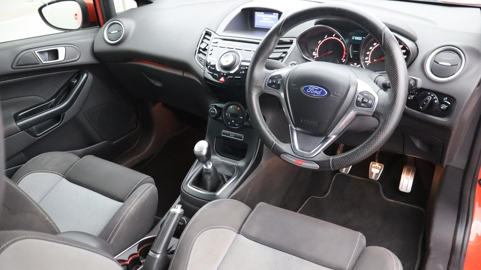 Ford Fiesta image 4