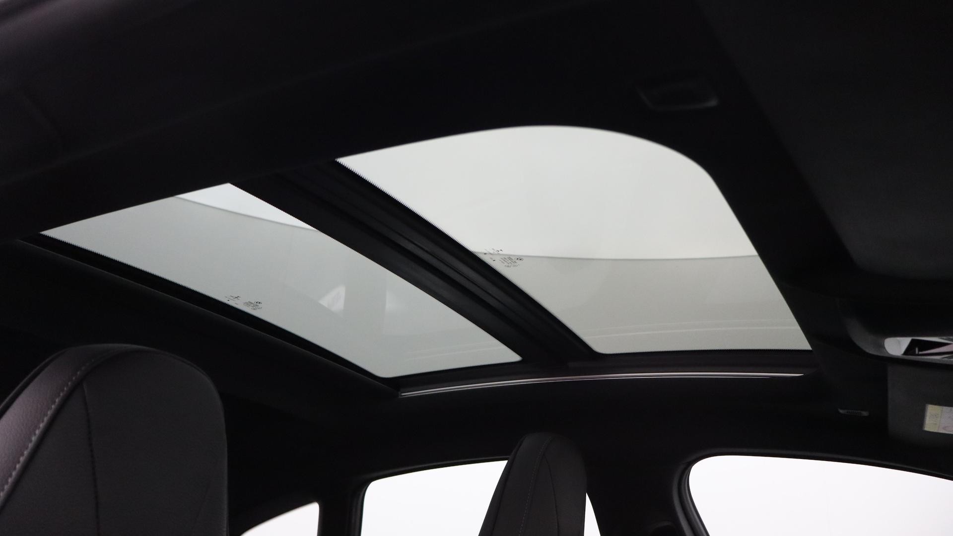 BMW 2 Series image 4