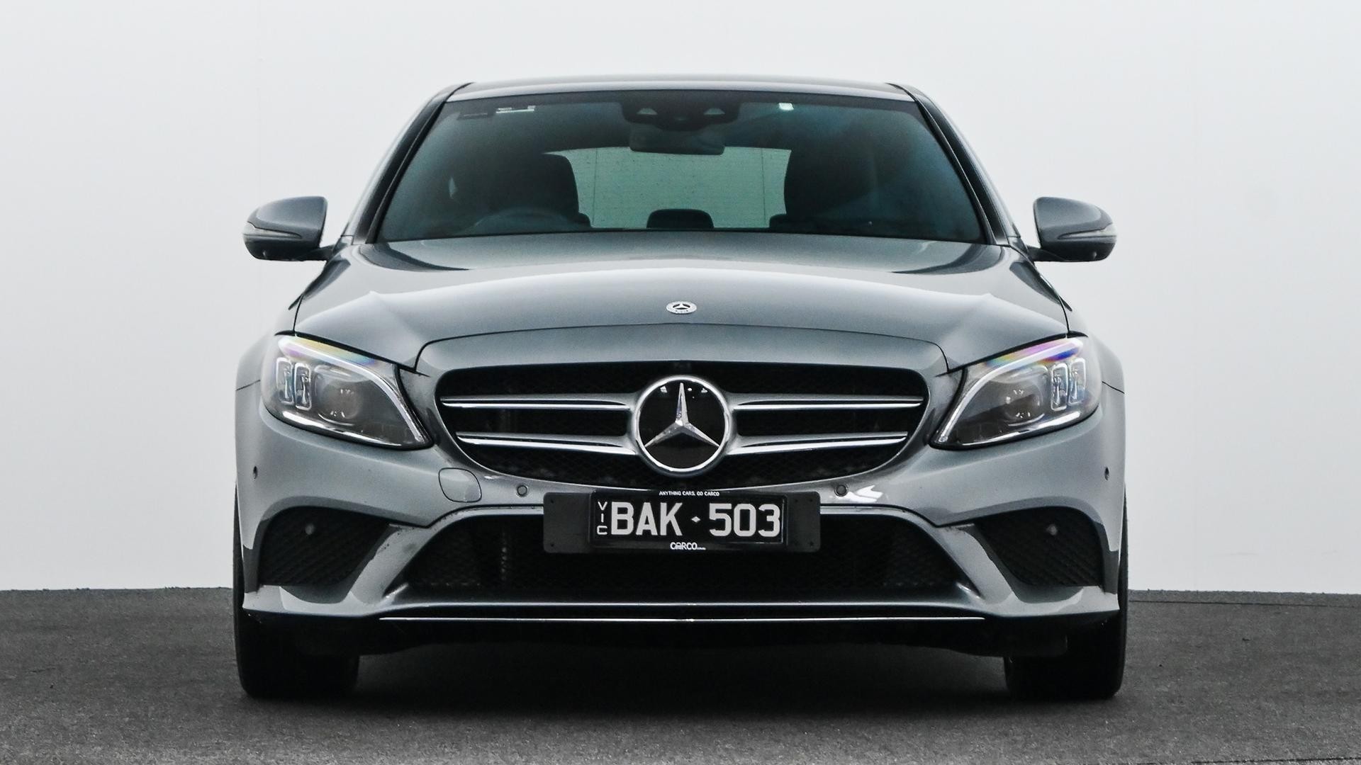 Mercedes Benz C-class image 2