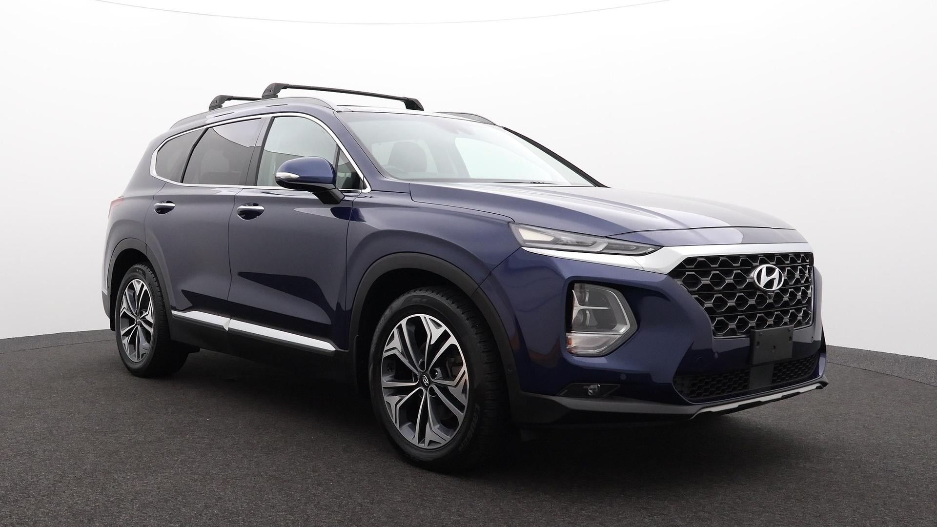 Hyundai Santa Fe image 3
