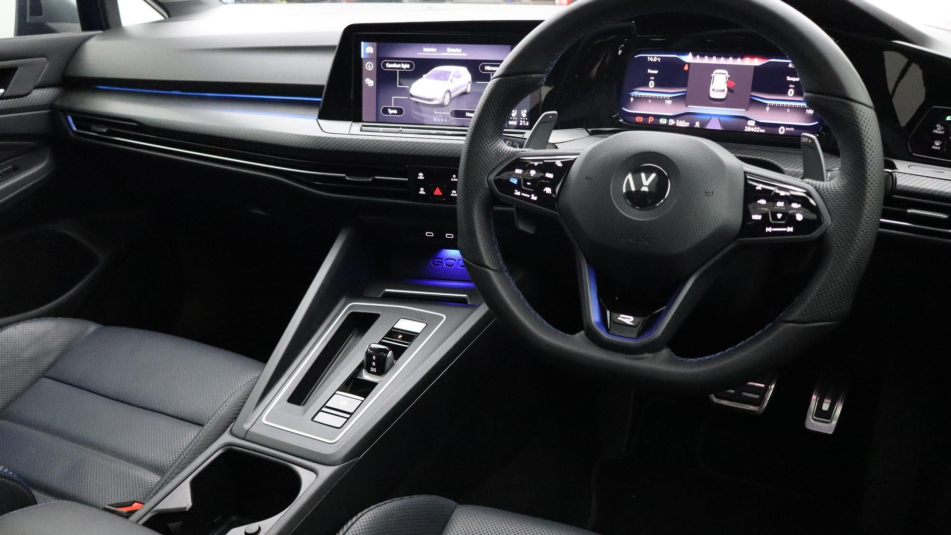 Volkswagen Golf image 4