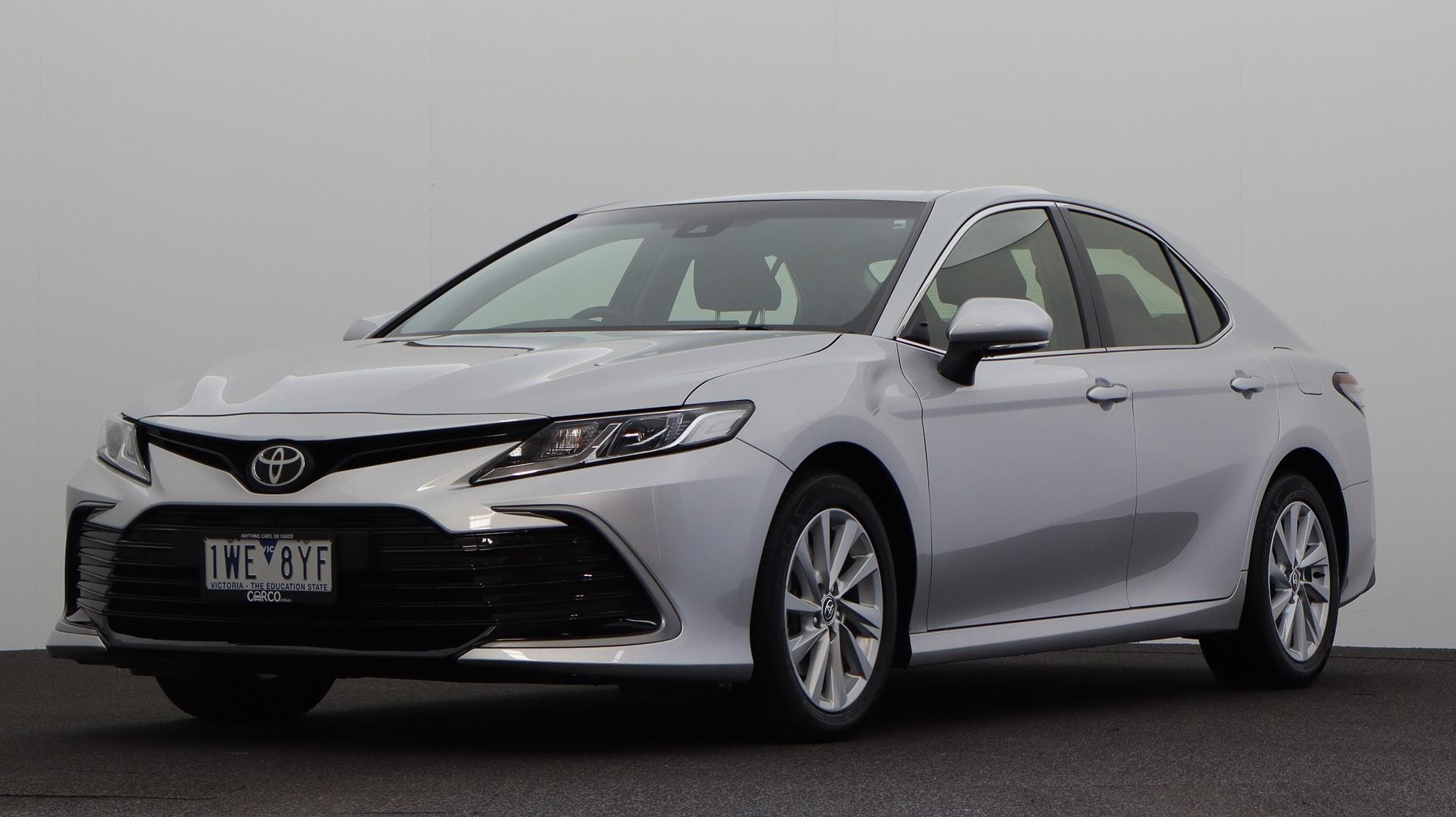 Toyota Camry image 1