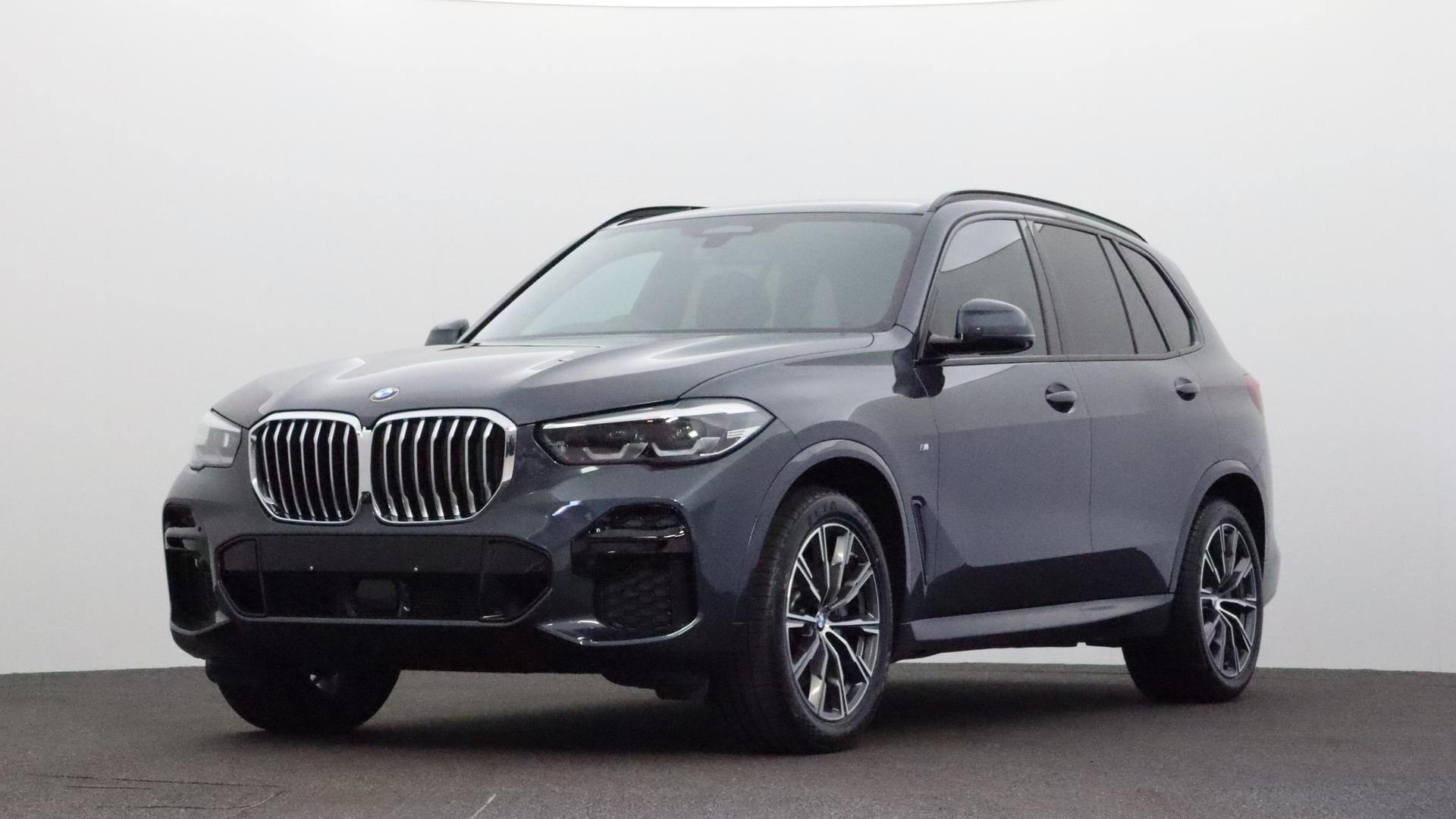 BMW X5 image 1