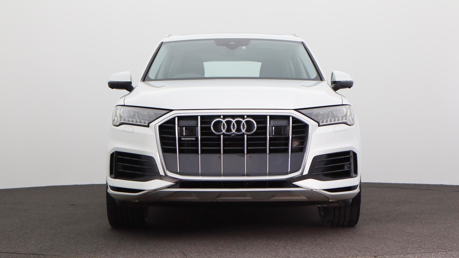 Audi Q7 image 2