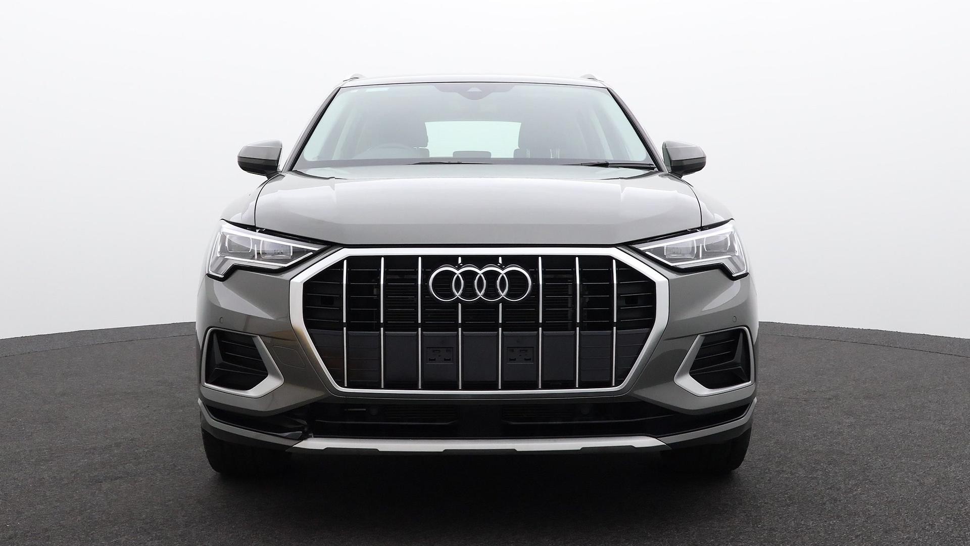 Audi Q3 image 2