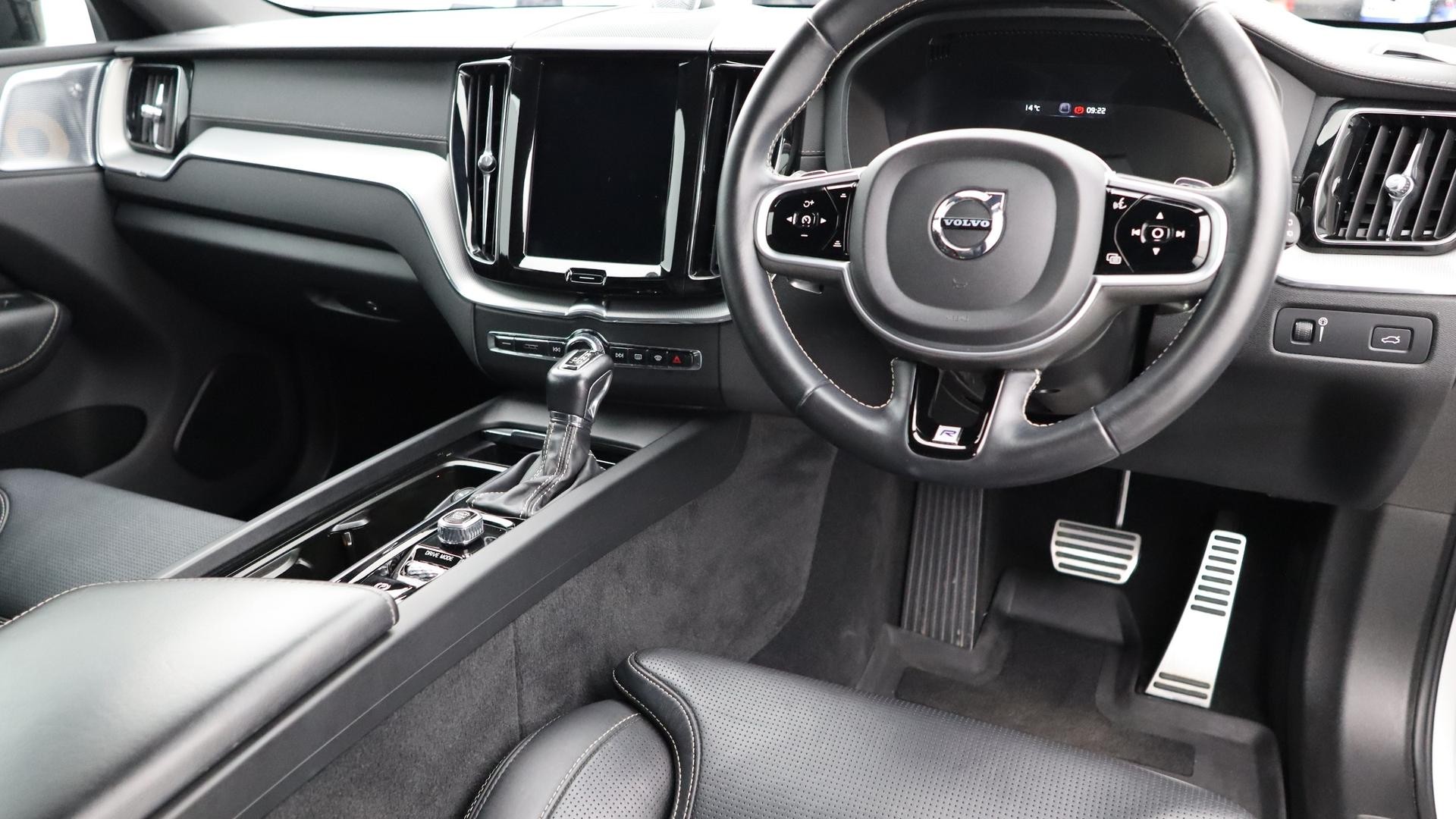 Volvo Xc60 image 3