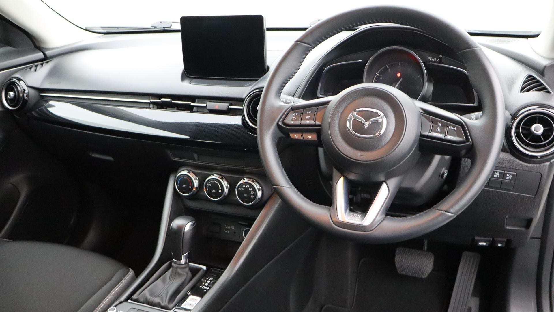 Mazda Cx-3 image 4