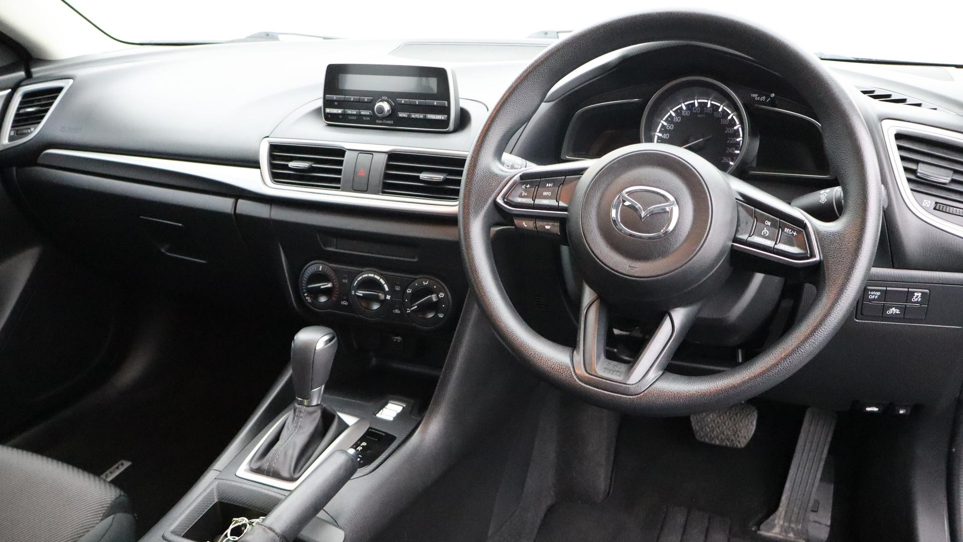 Mazda 3 image 4