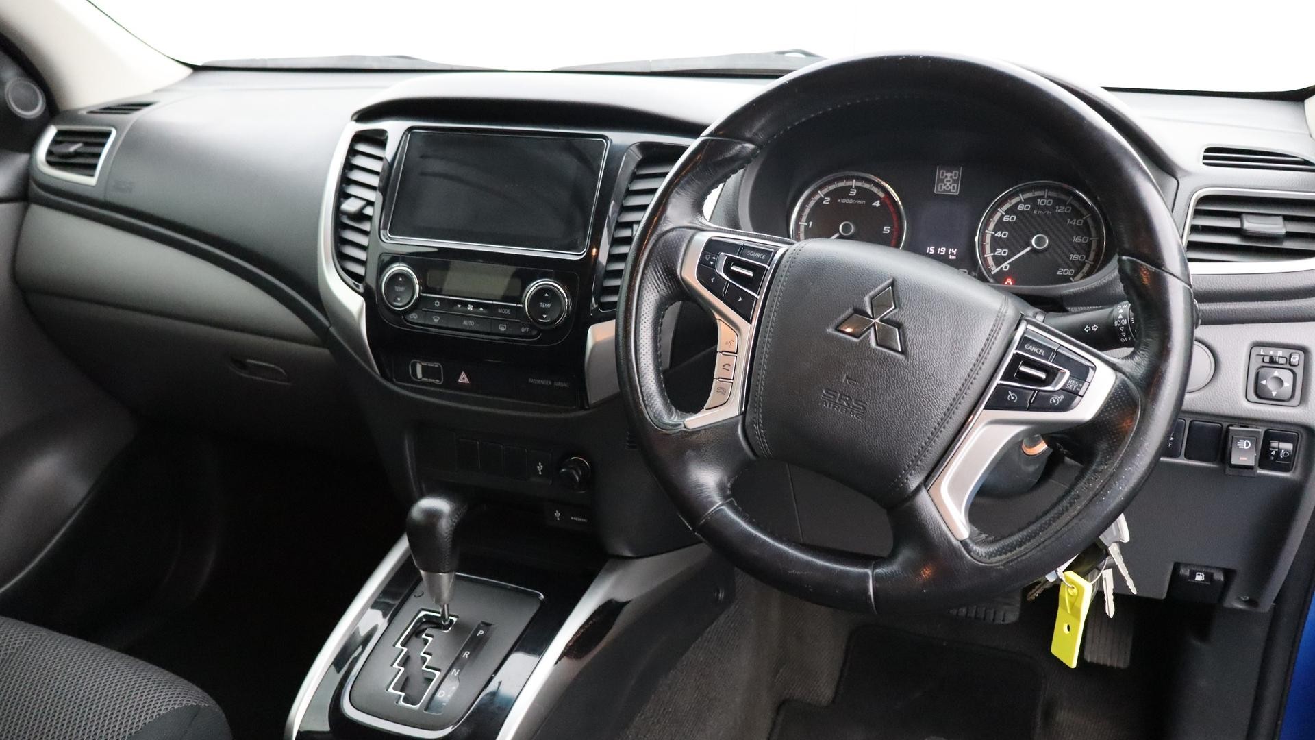 Mitsubishi Triton image 4