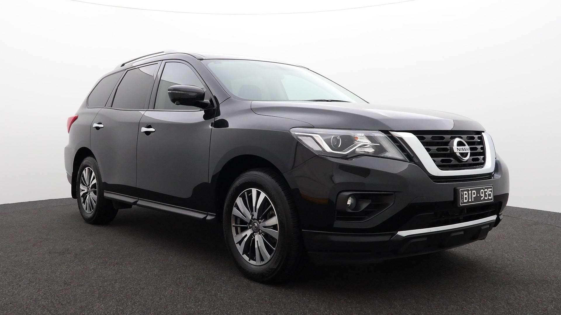 Nissan Pathfinder image 3