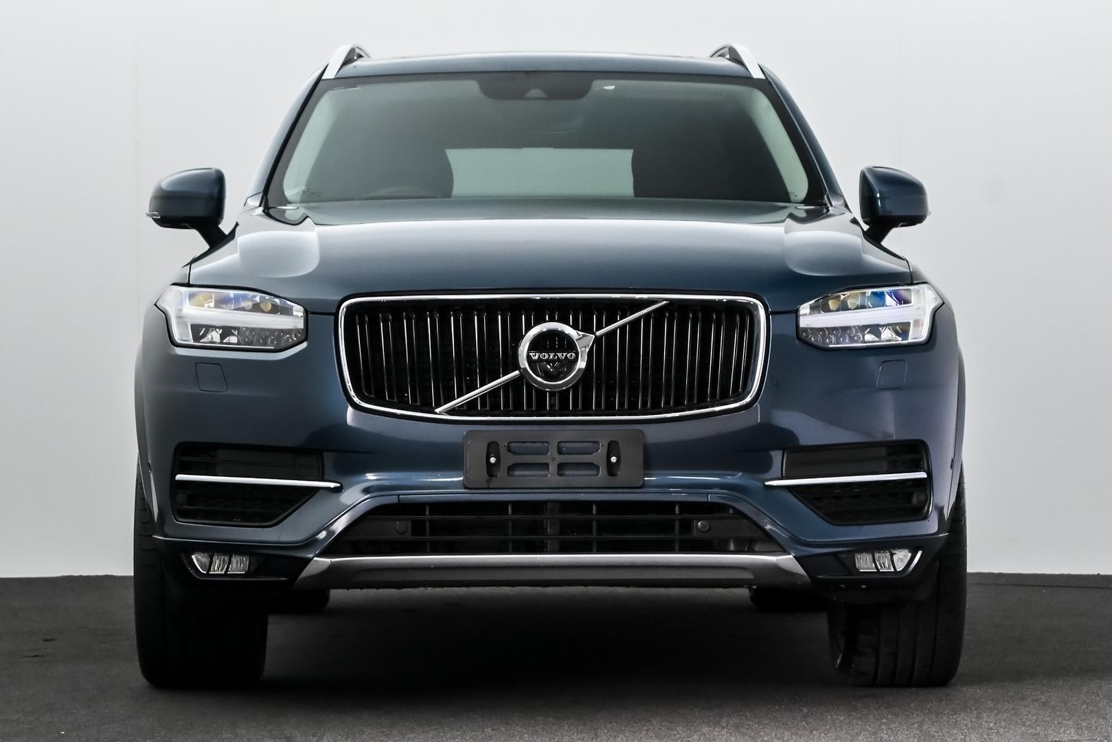 Volvo Xc90 image 2