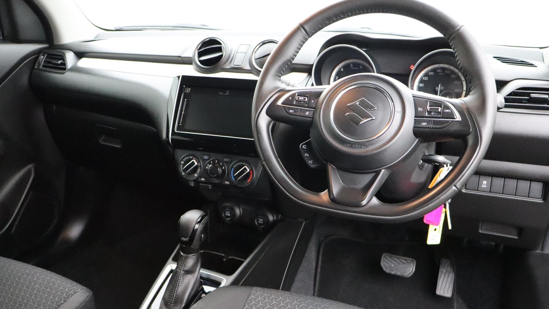 Suzuki Swift image 4