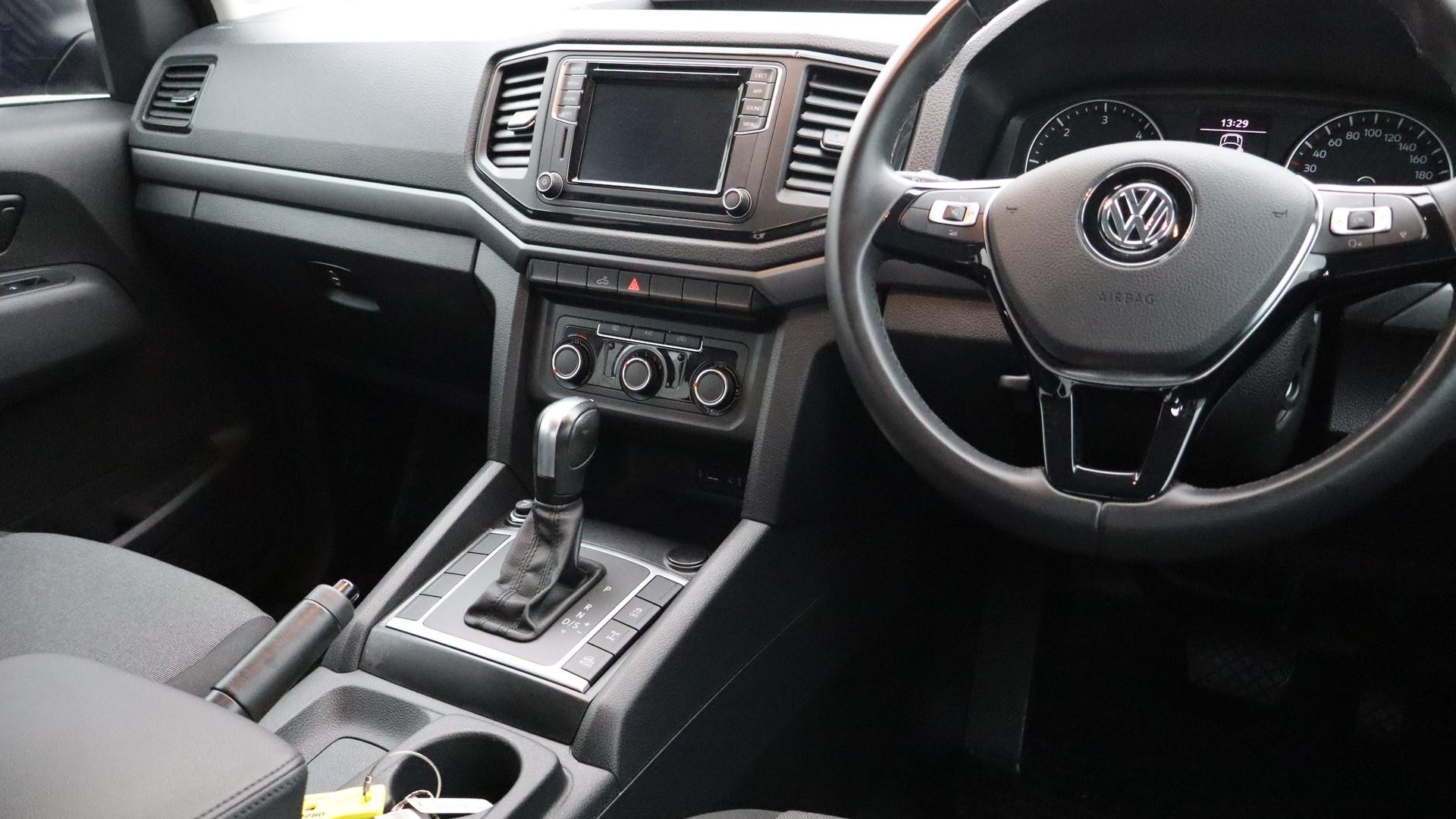 Volkswagen Amarok image 4