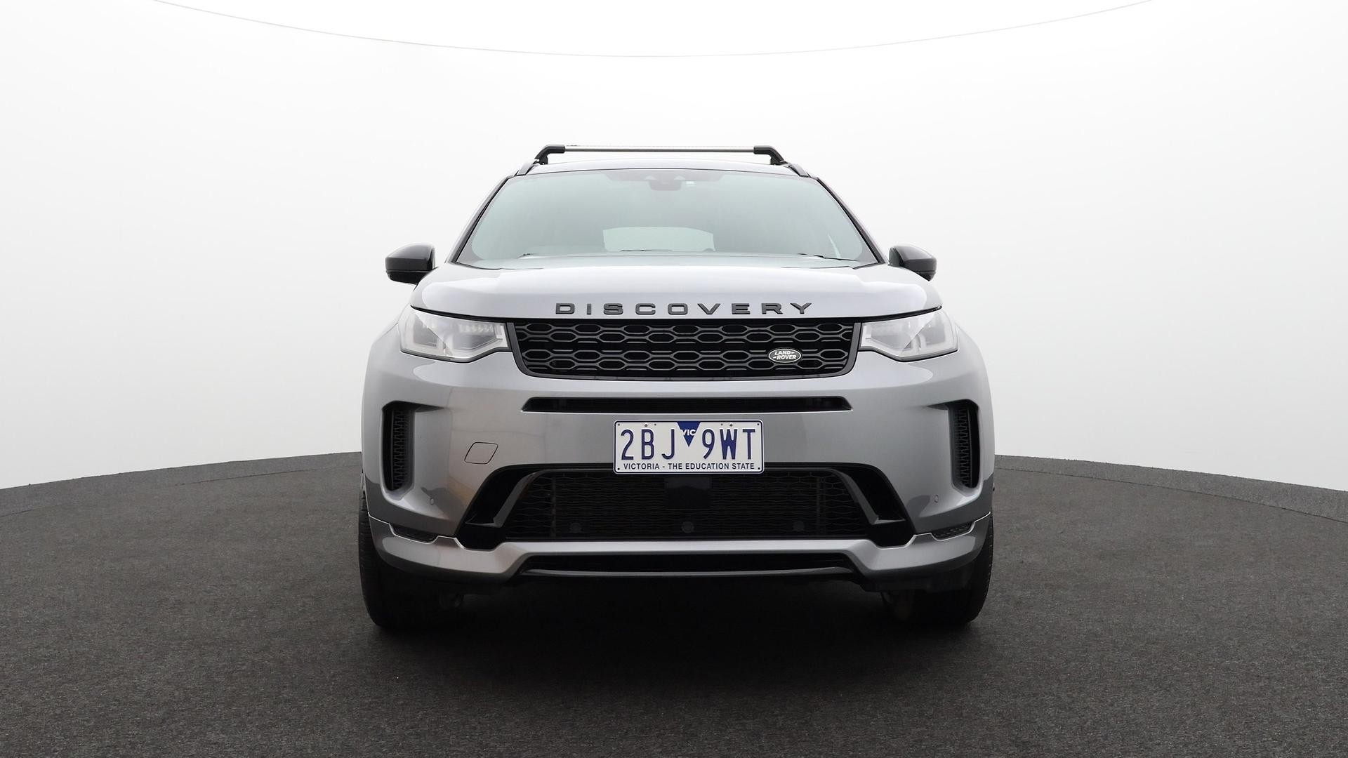 Land Rover Discovery Sport image 2