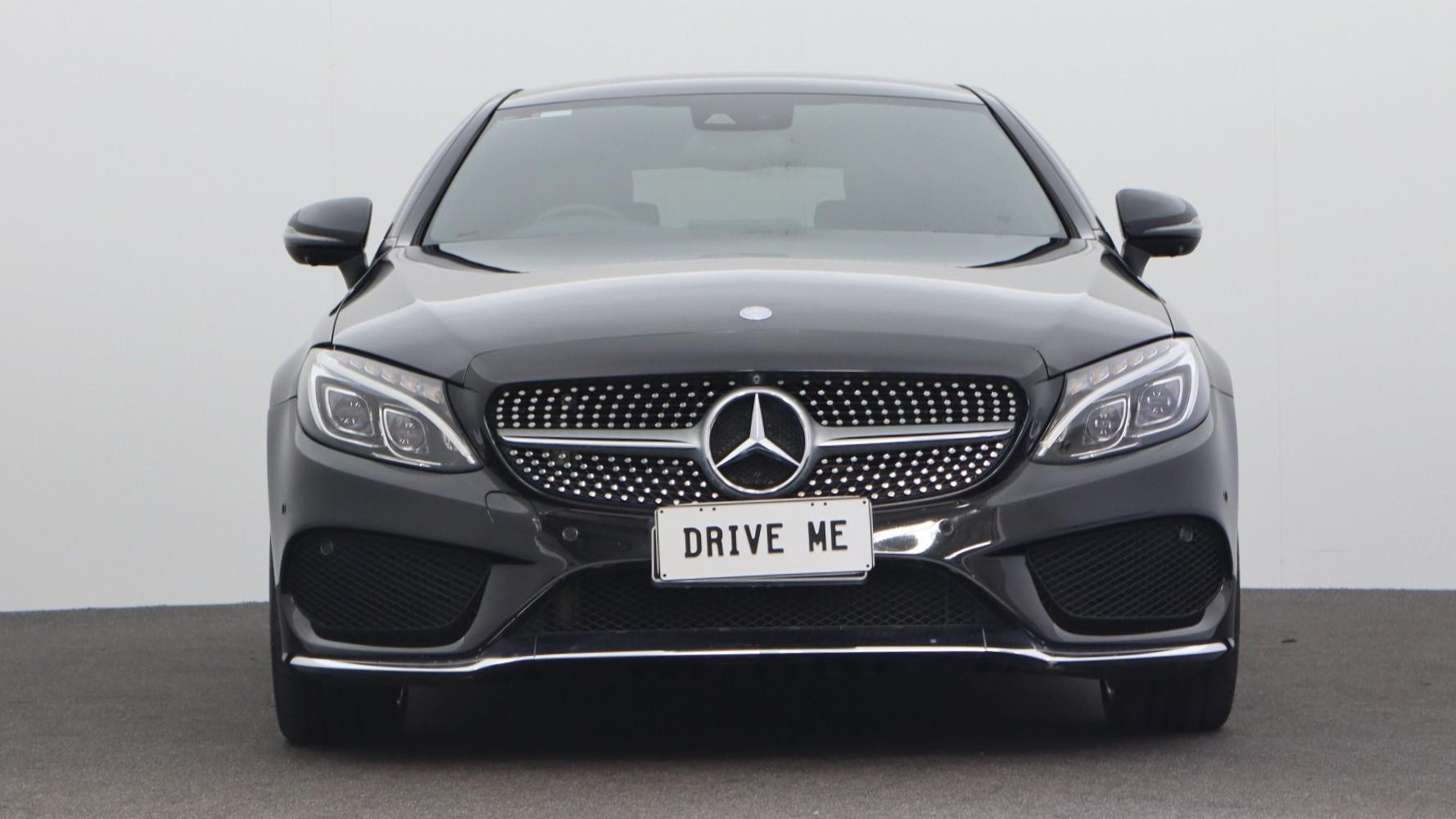 Mercedes Benz C-class image 2