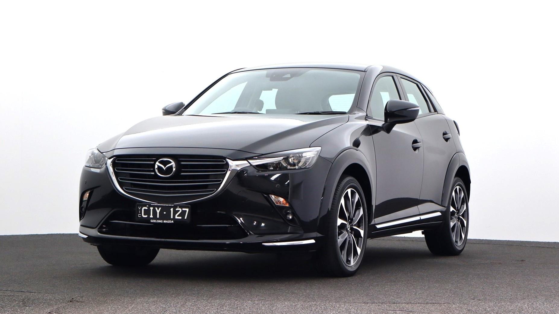 Mazda Cx-3 image 1