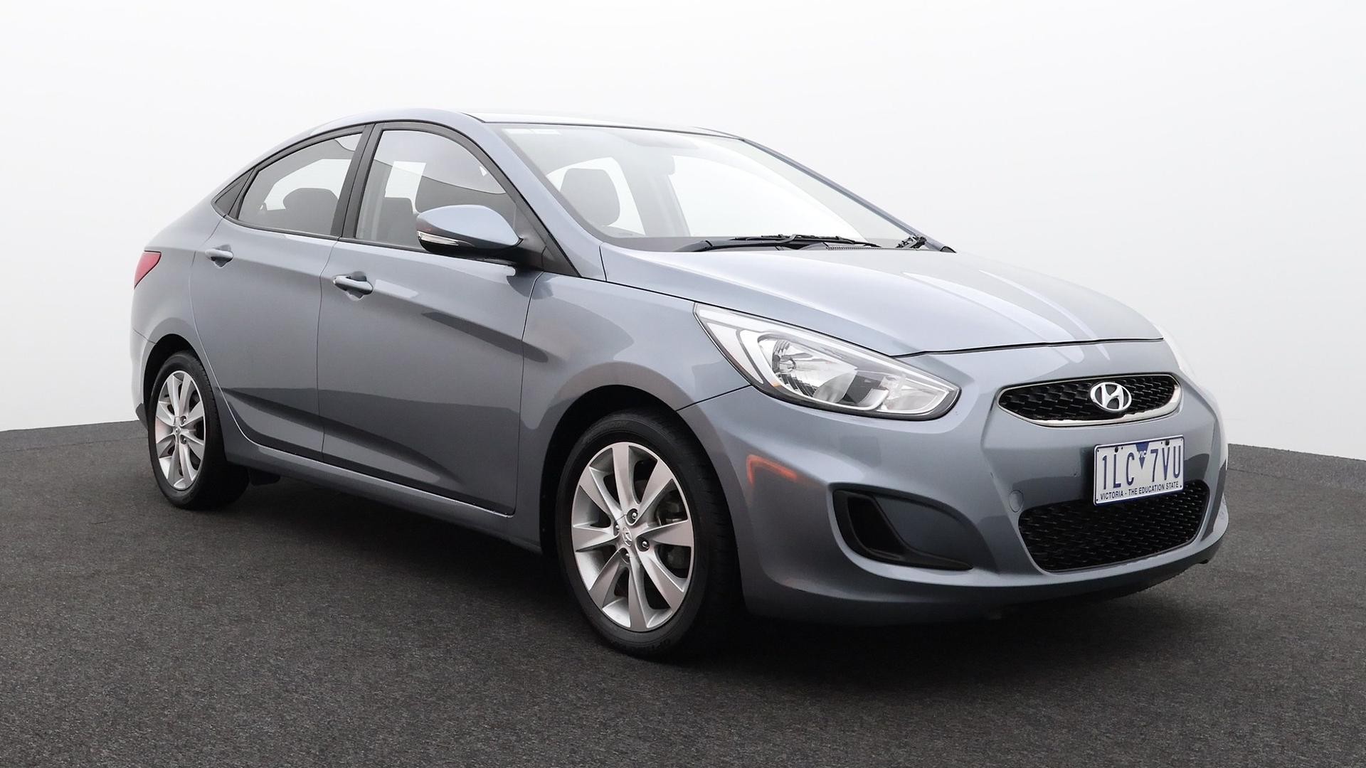 Hyundai Accent image 3